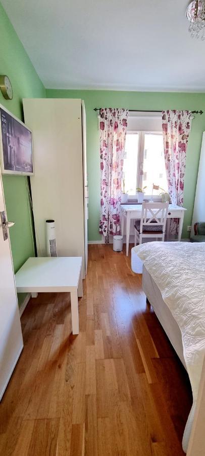 At - Sweden Privat overnatting Stockholm